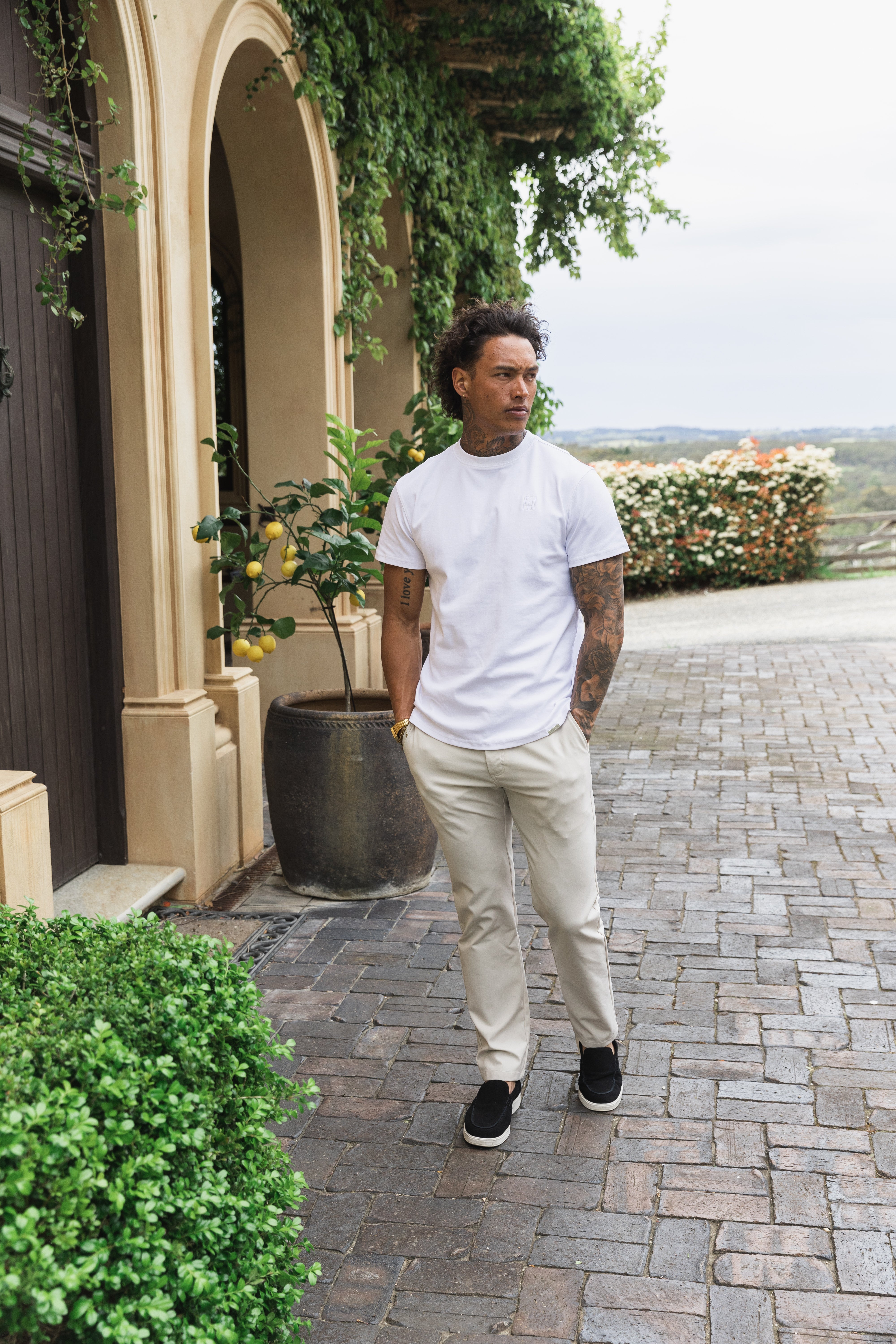 Pantalon de voyage couleur sable