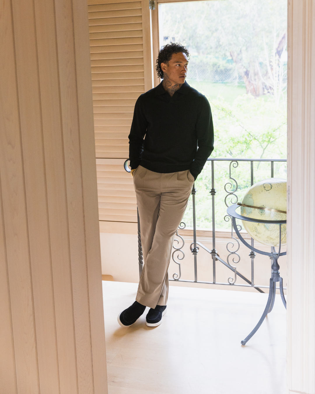 Pantalon ample à plis couleur sable