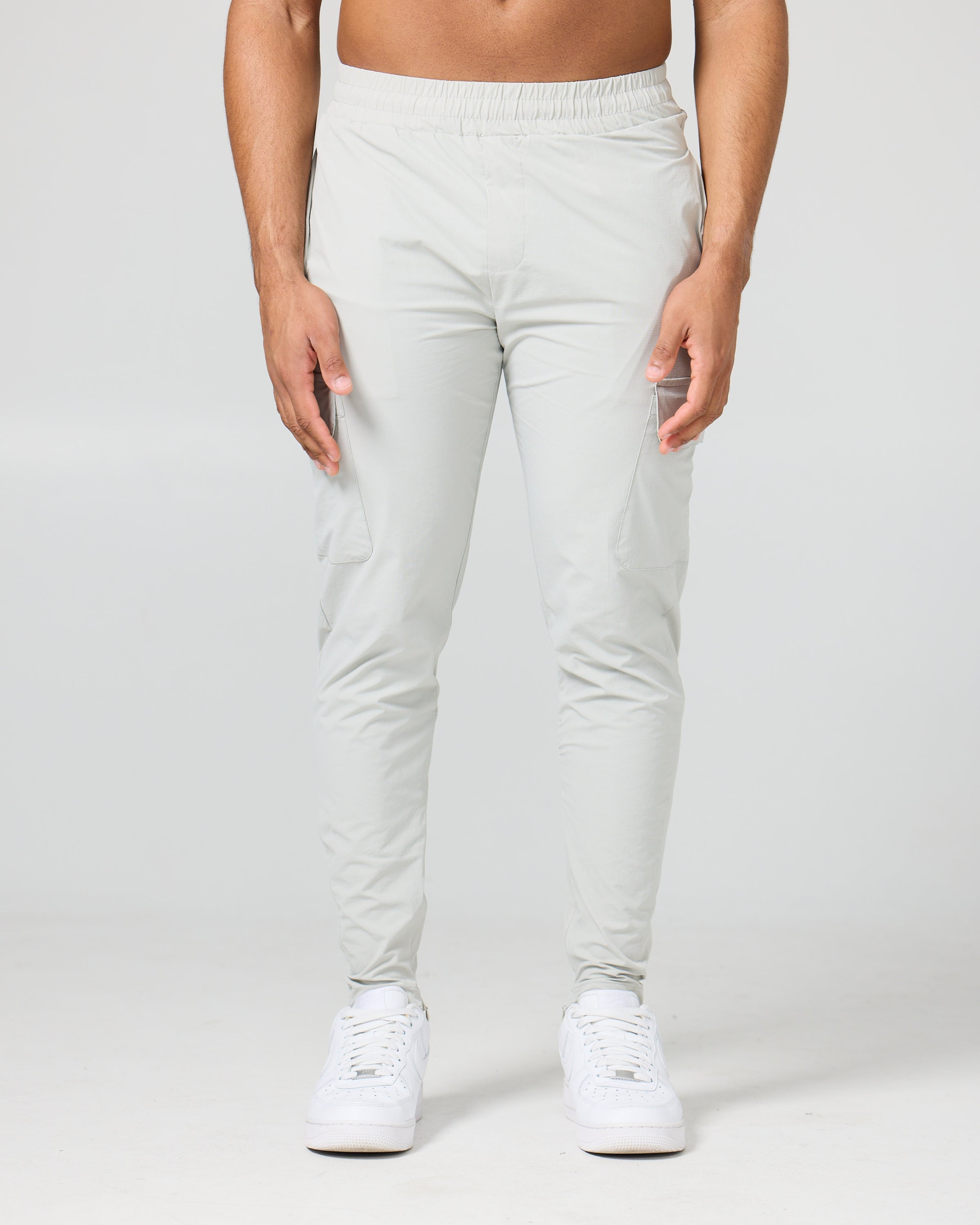 Pantalon jogger cargo pierre - durable et confortable, avec poches pratiques.