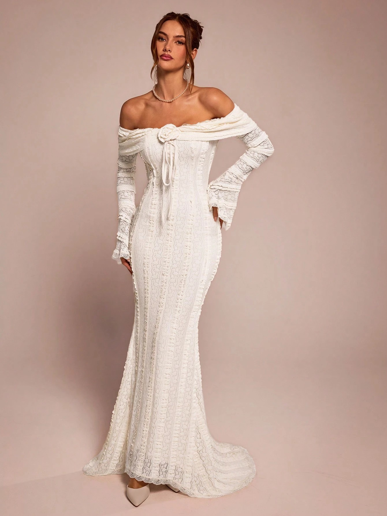 Robe Élégante Épaules Dénudées Ivoren Muze