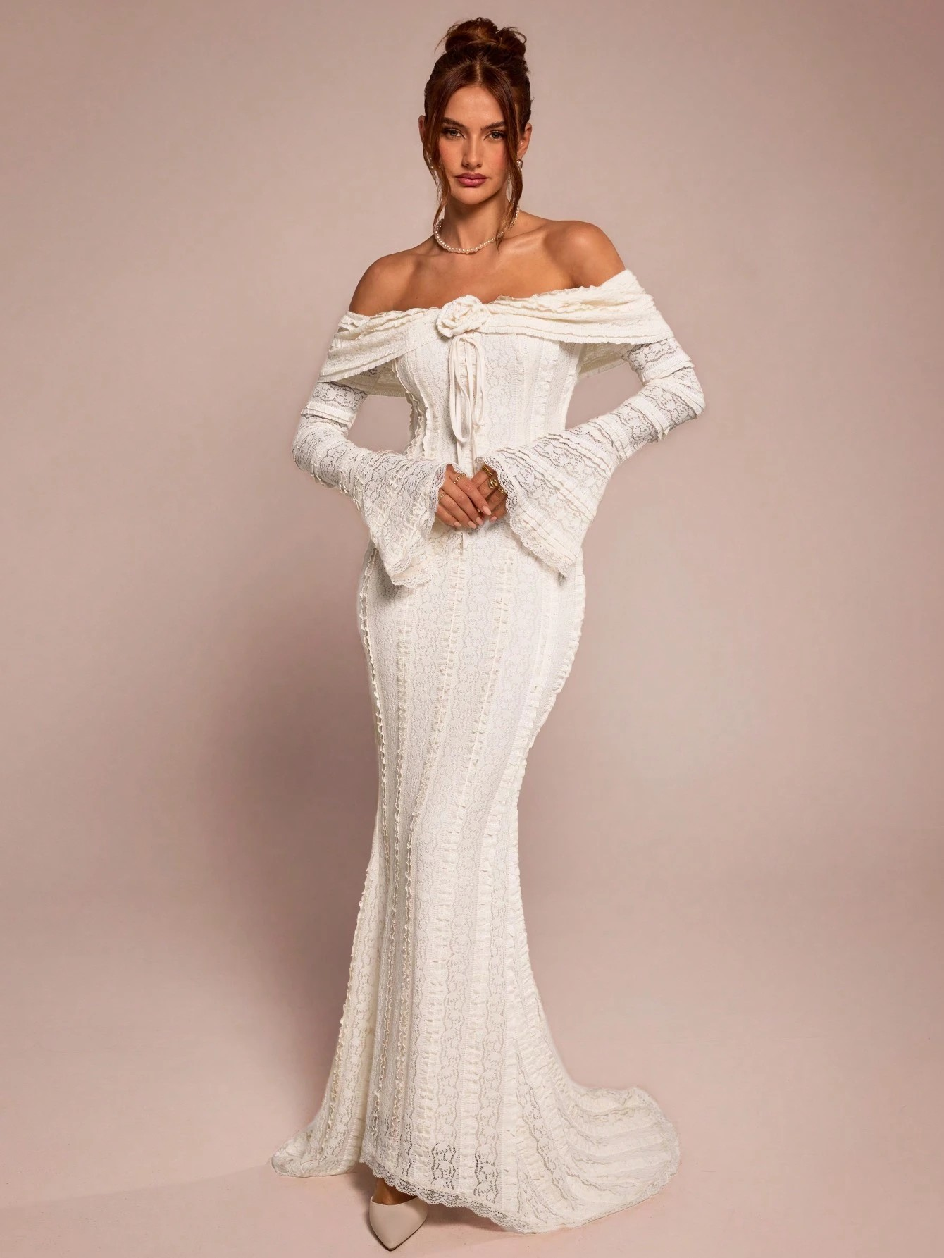 Robe Élégante Épaules Dénudées Ivoren Muze