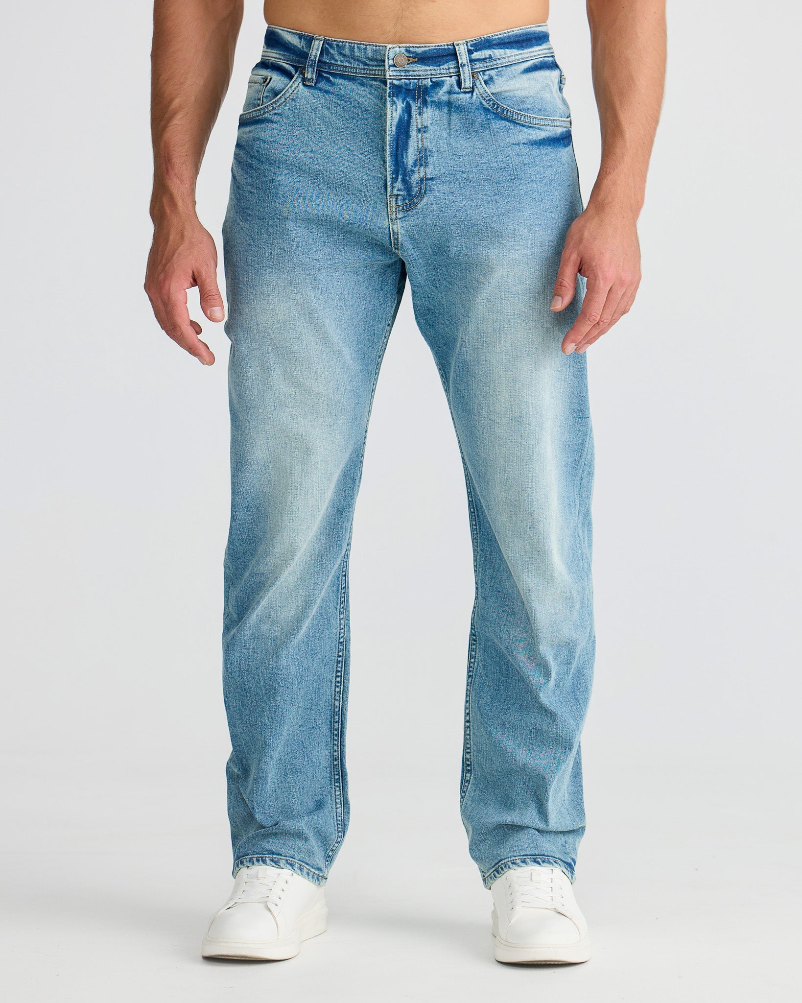 Jean bleu vintage intemporel à coupe décontractée