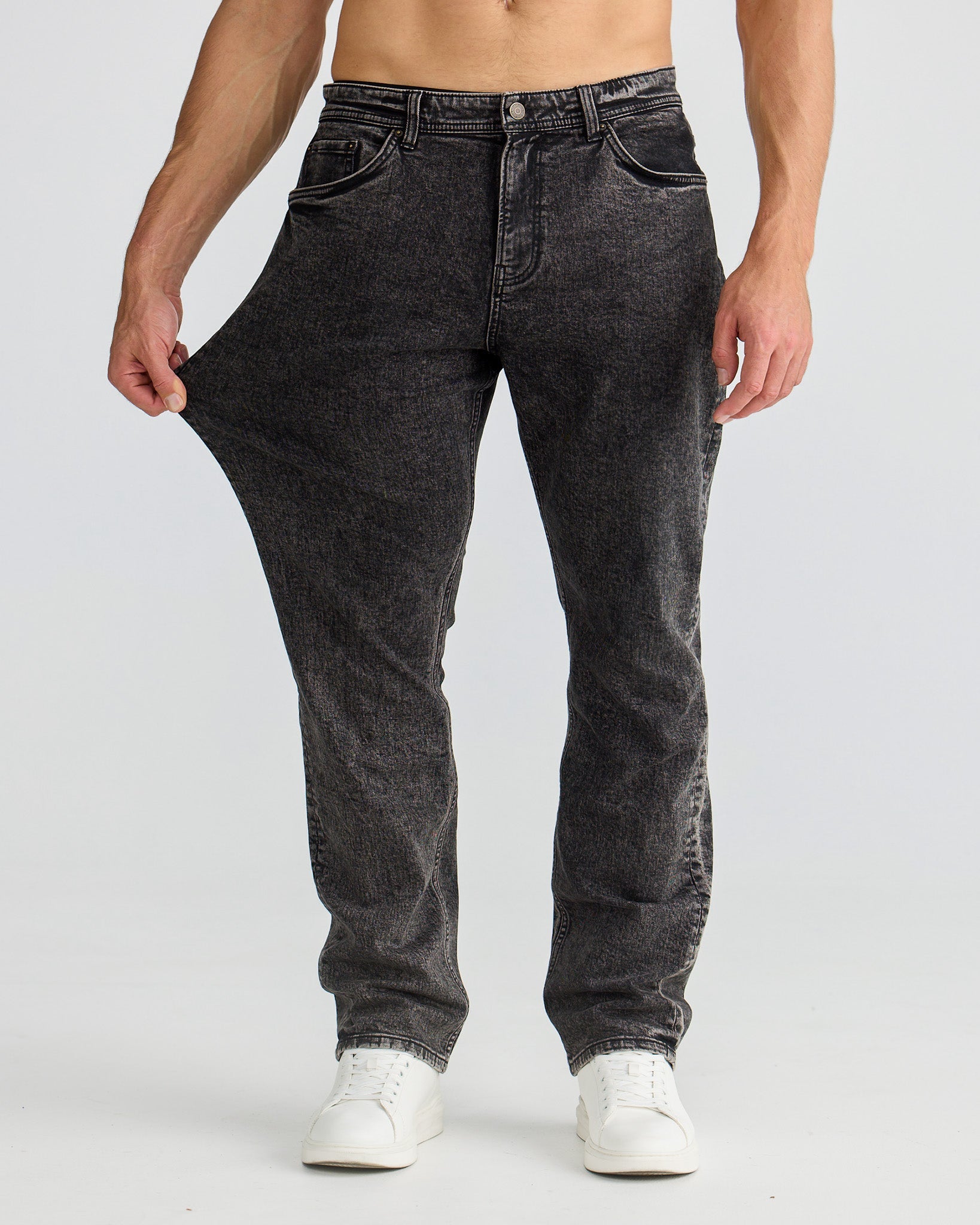 Jeans en denim gris lavé à coupe décontractée