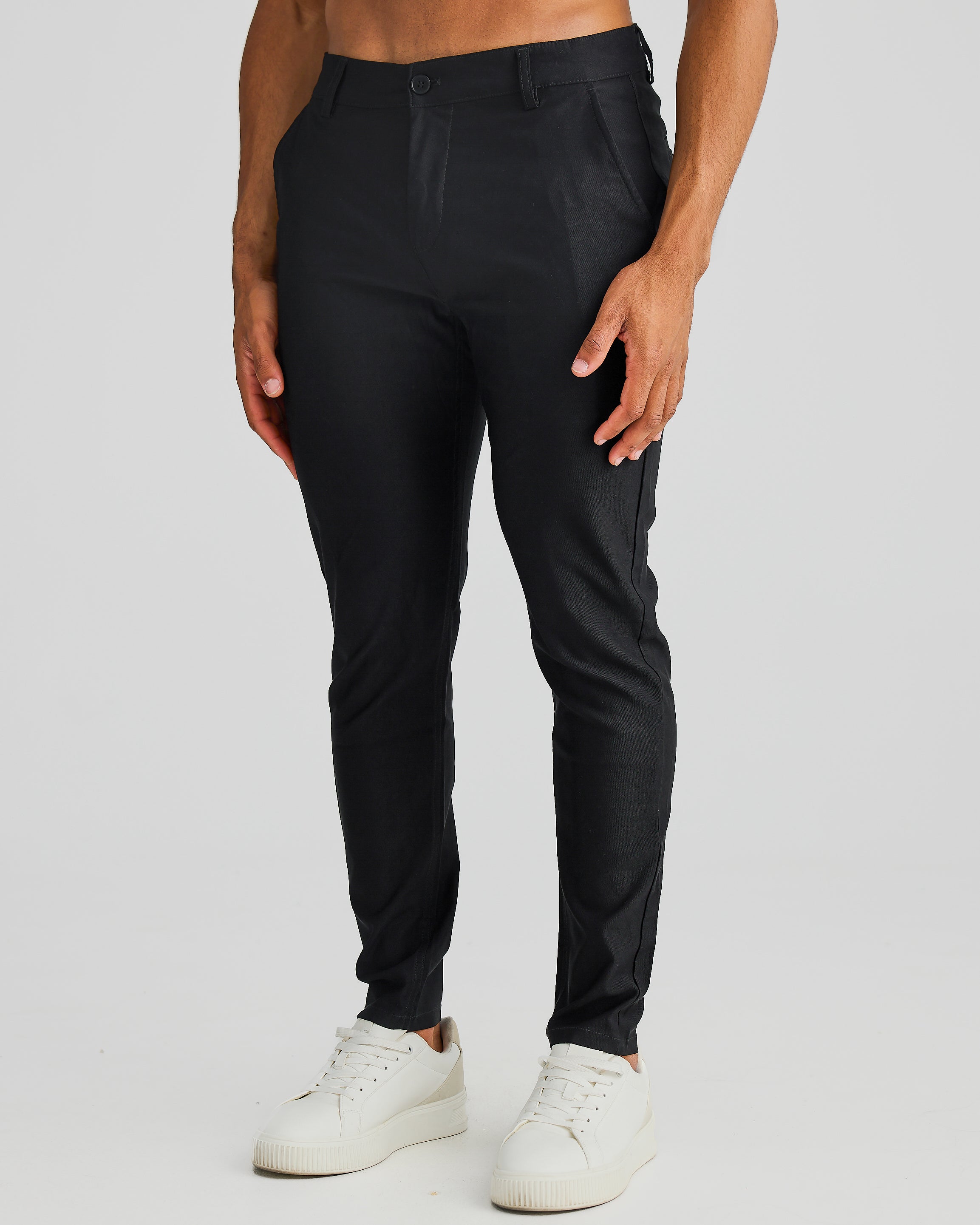 Chinos noirs à coupe slim