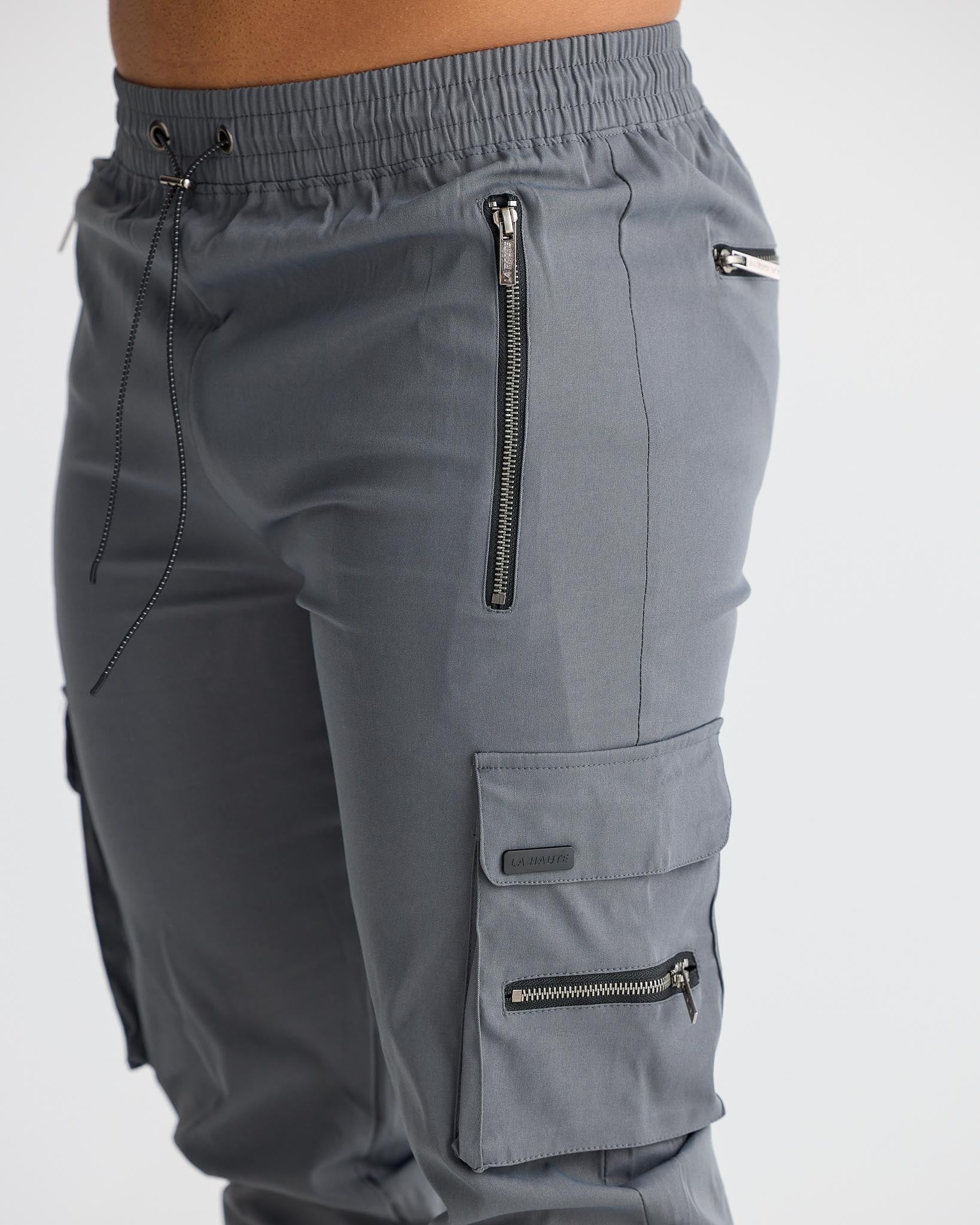Pantalon cargo charbon - Version 2 : confort et utilité améliorés