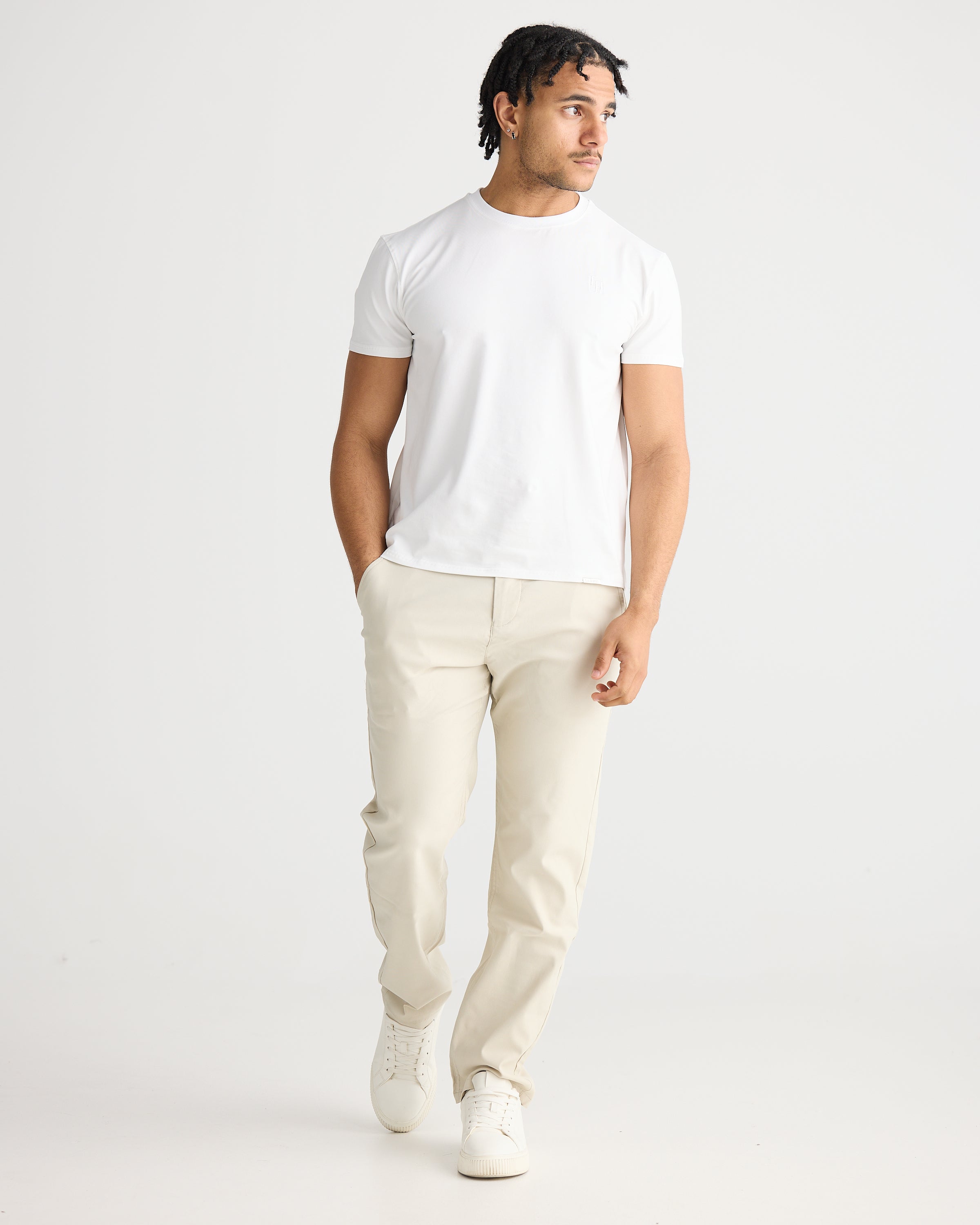 Pantalon chino à coupe décontractée couleur sable