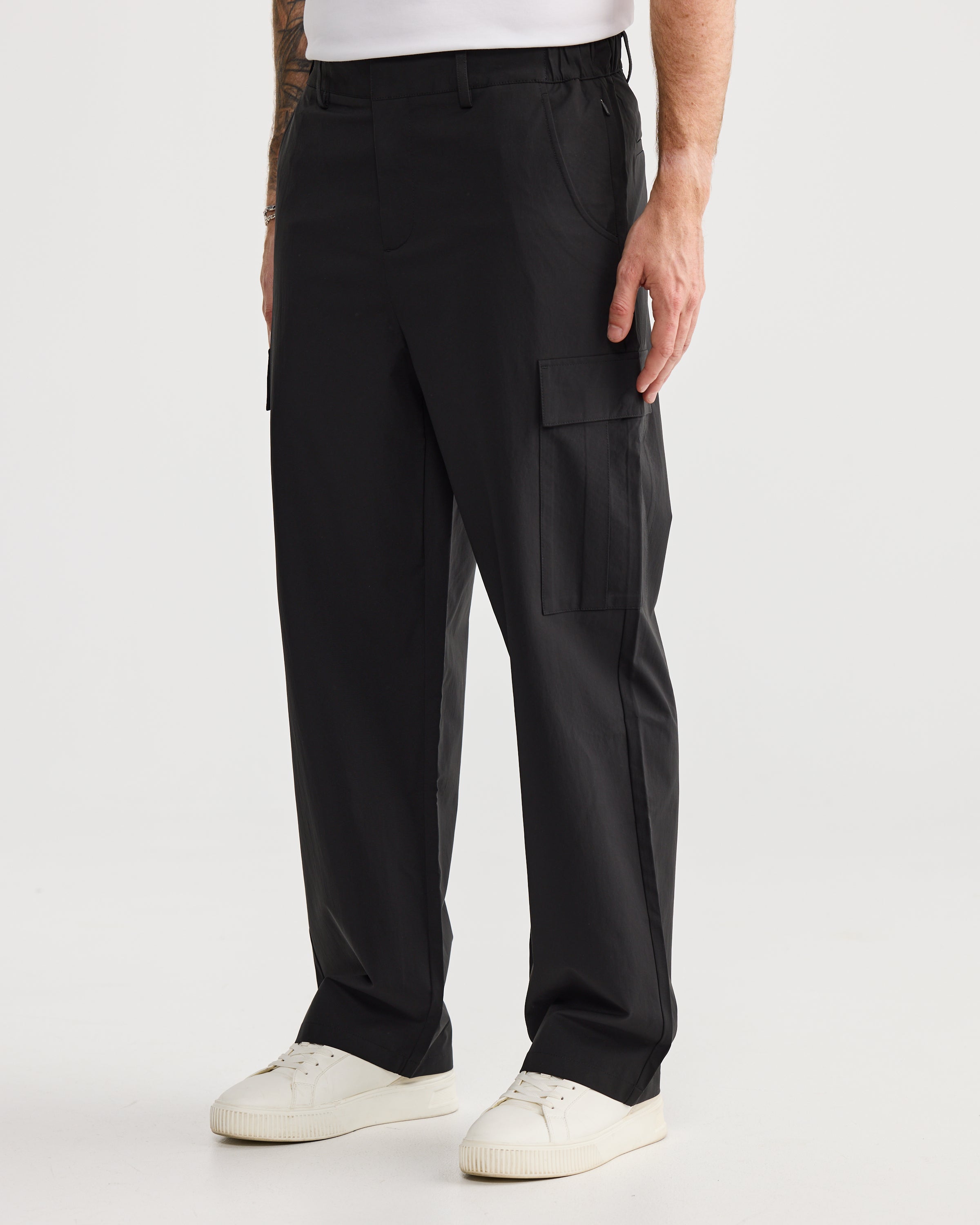 Pantalon cargo noir à coupe ample