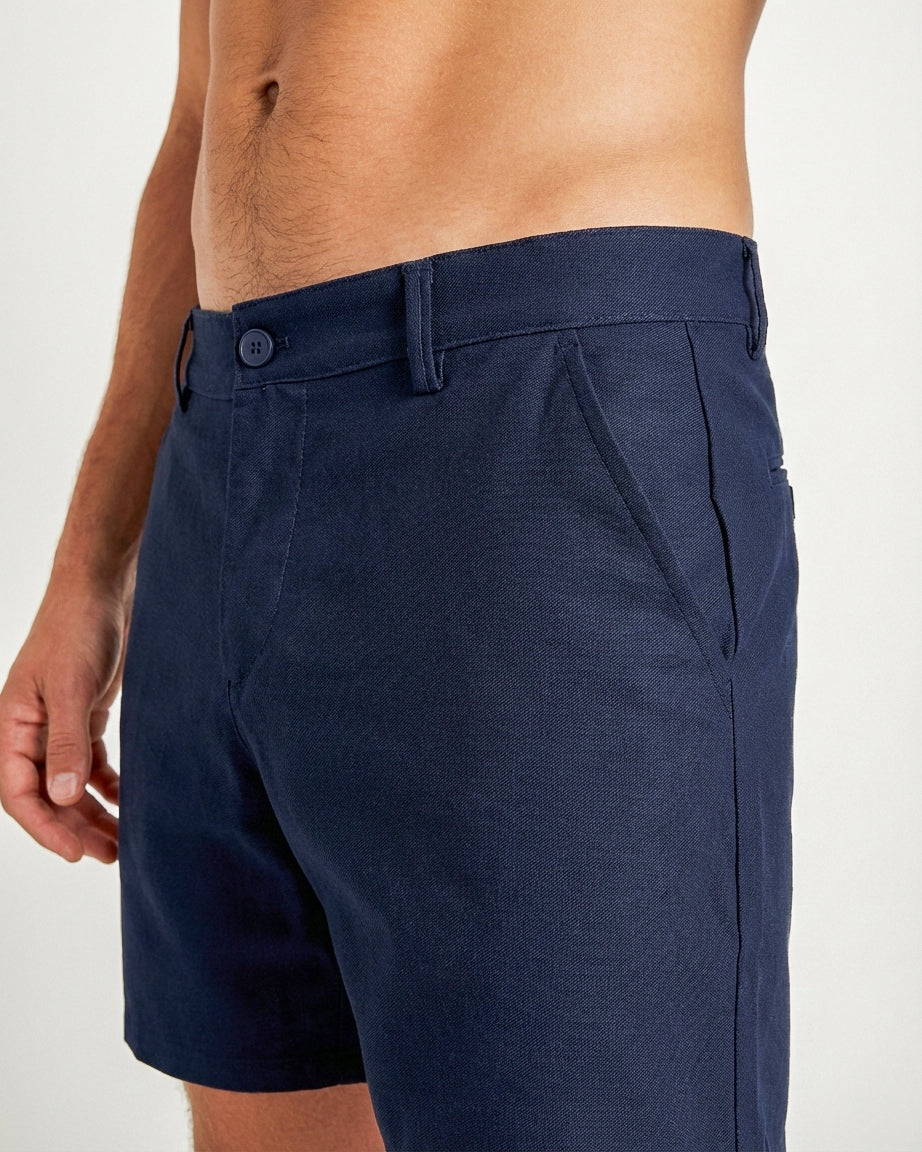 Shorts chino stretch bleu marine à coupe slim – Confort sur mesure et souplesse au quotidien
