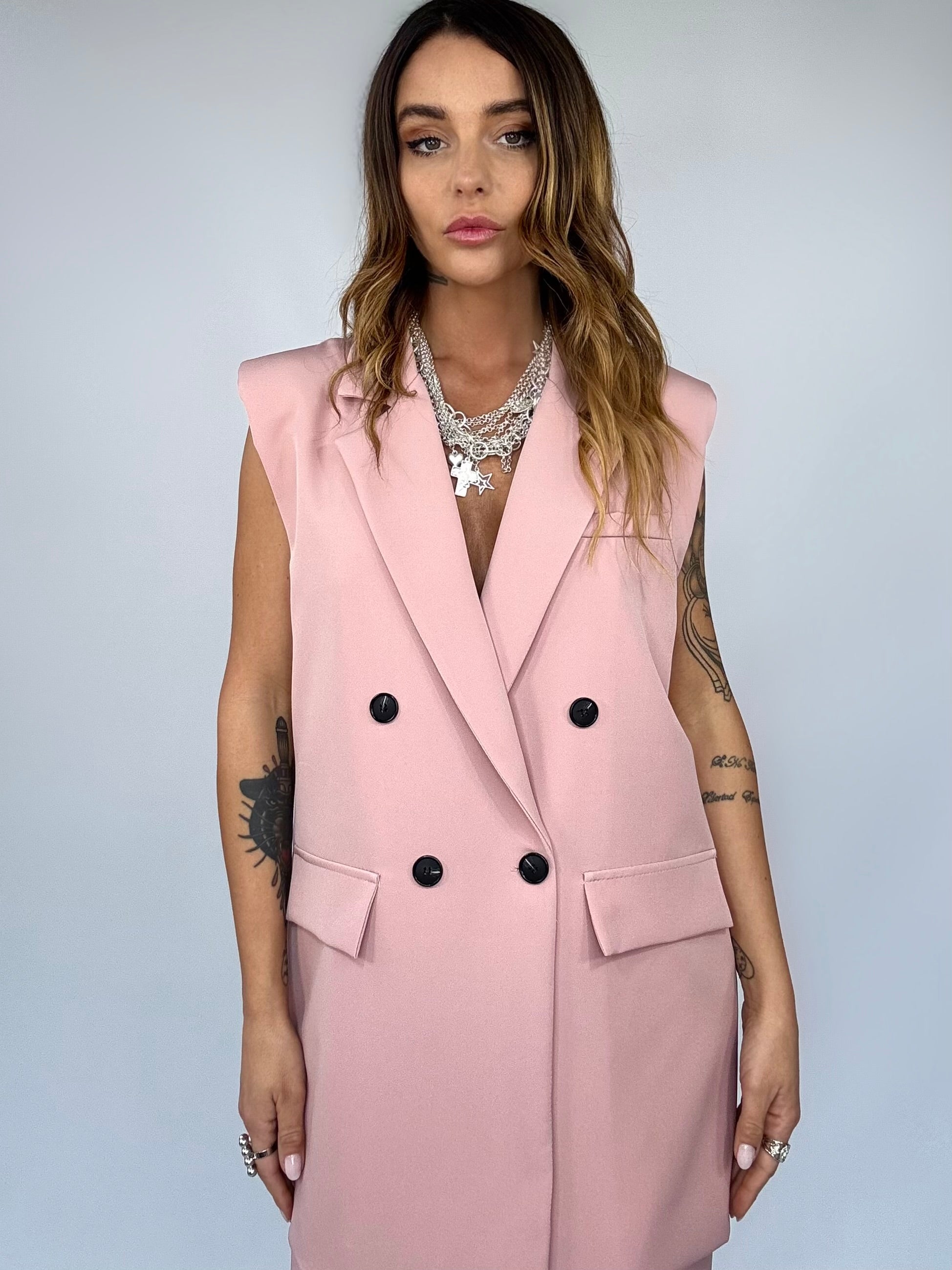 ROSELLE – Veste Légère et Pantalon Plissé pour une Élégance Sans Effort