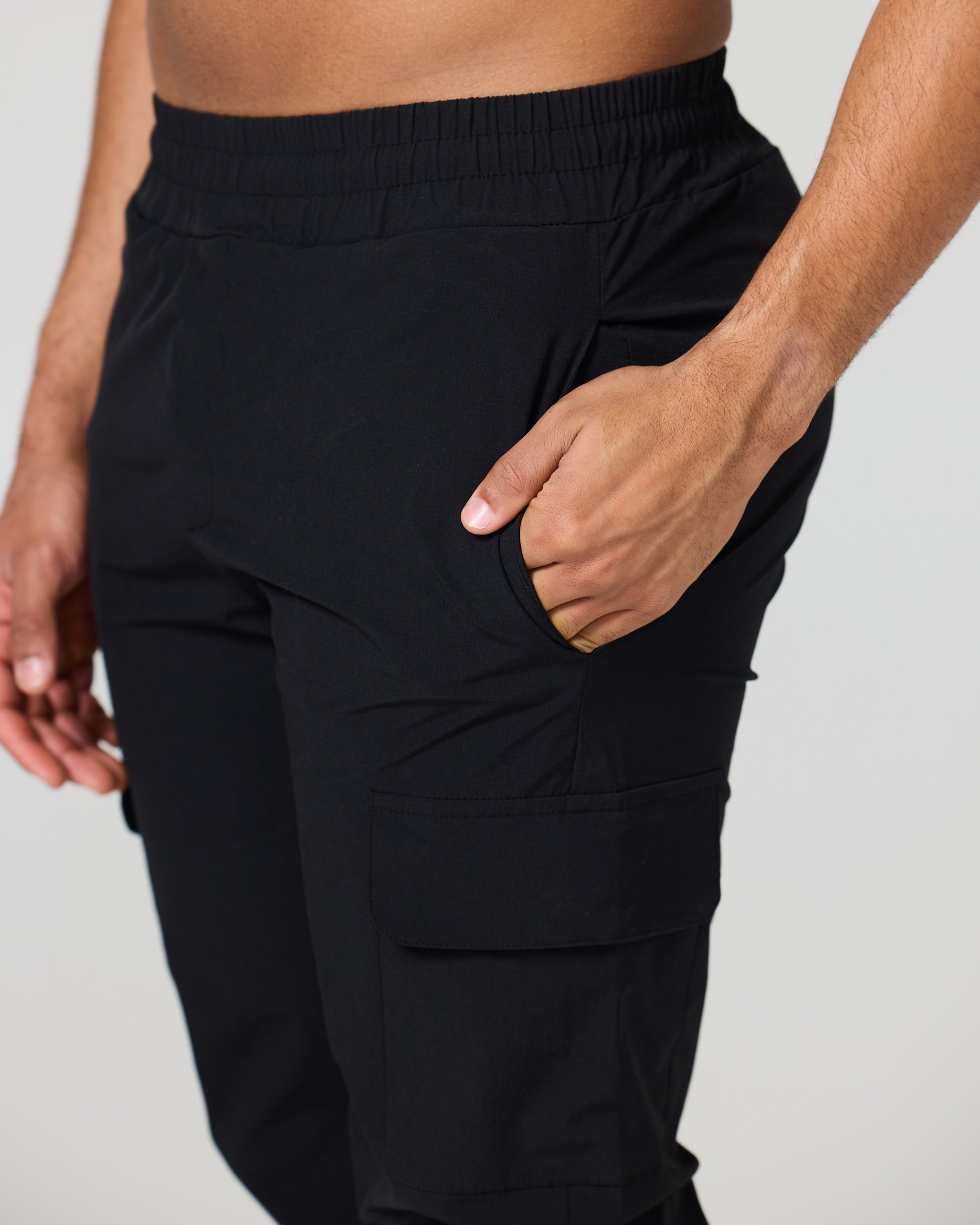 Pantalons cargo noirs - élégants et durables