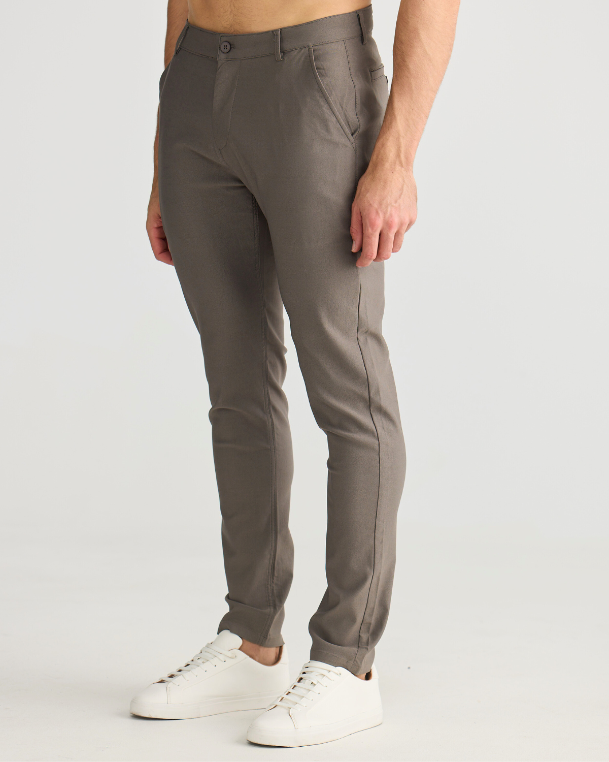 Chinos taupe à coupe slim
