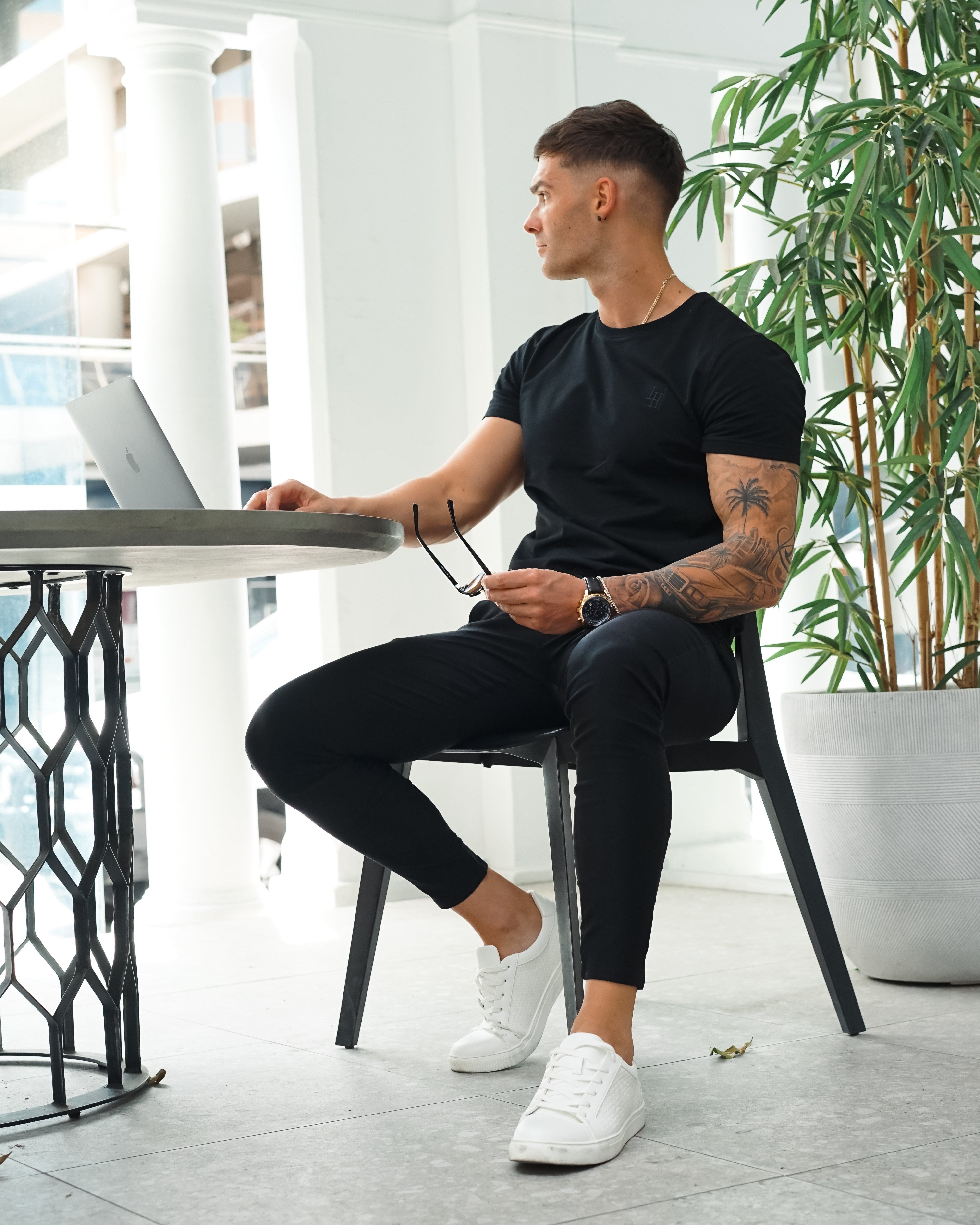 Pantalon chino noir à coupe skinny