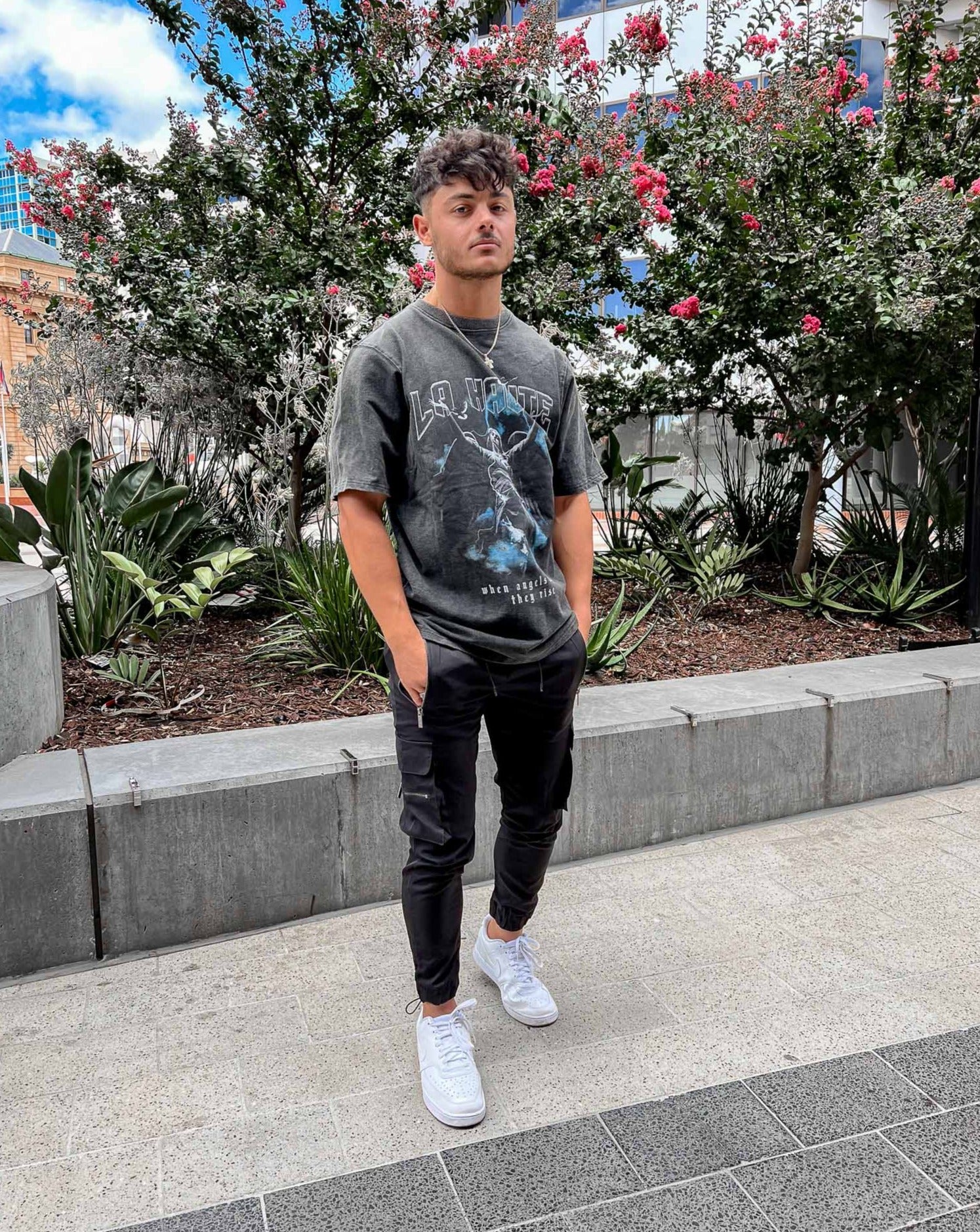 Pantalon cargo noir épuré 2.0