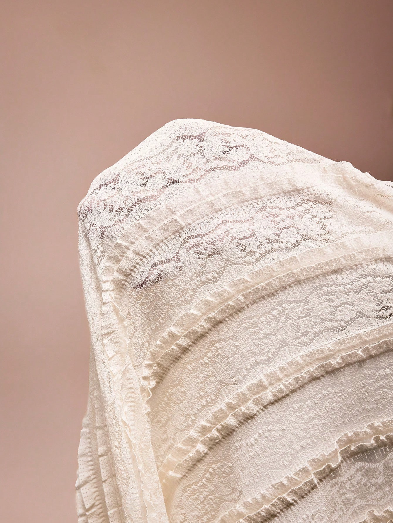 Robe Élégante Épaules Dénudées Ivoren Muze