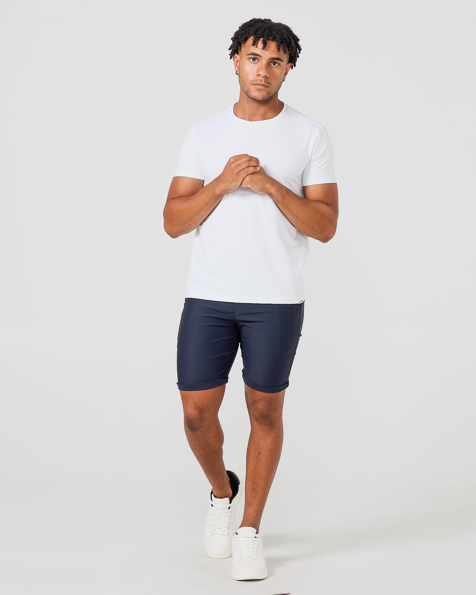 Shorts chino stretch bleu marine - Confort tout au long de la journée et style classique
