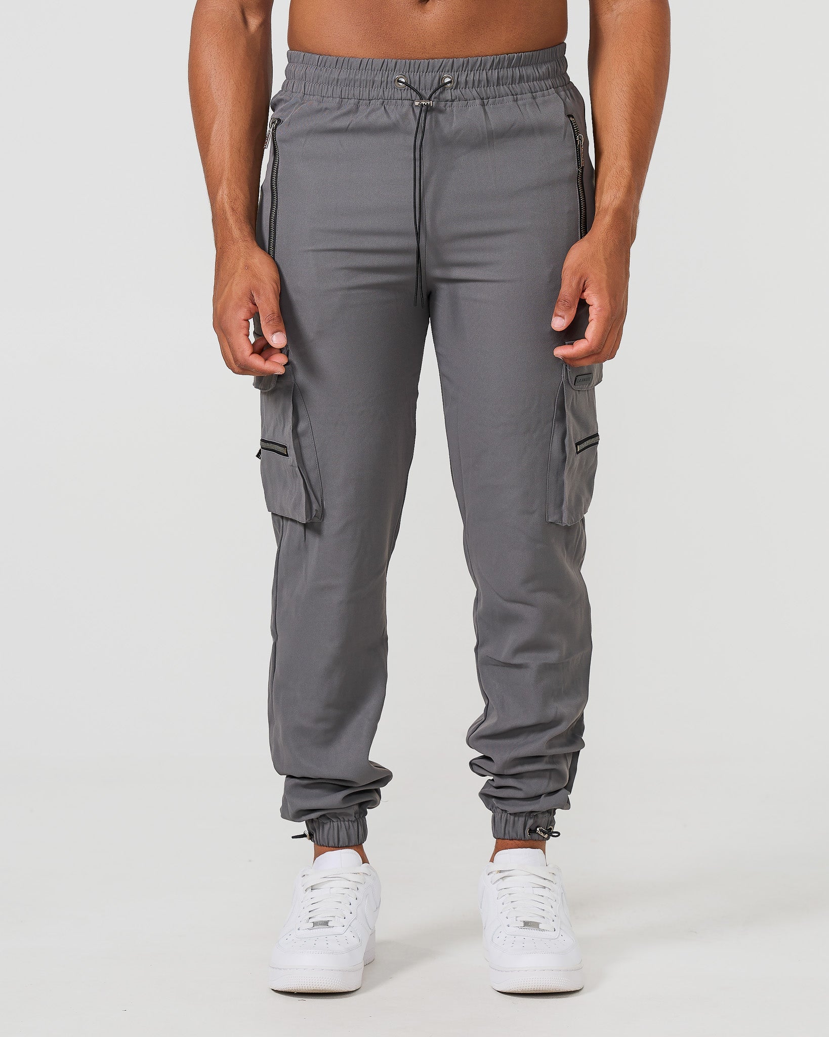 Pantalon cargo charbon - Version 2 : confort et utilité améliorés