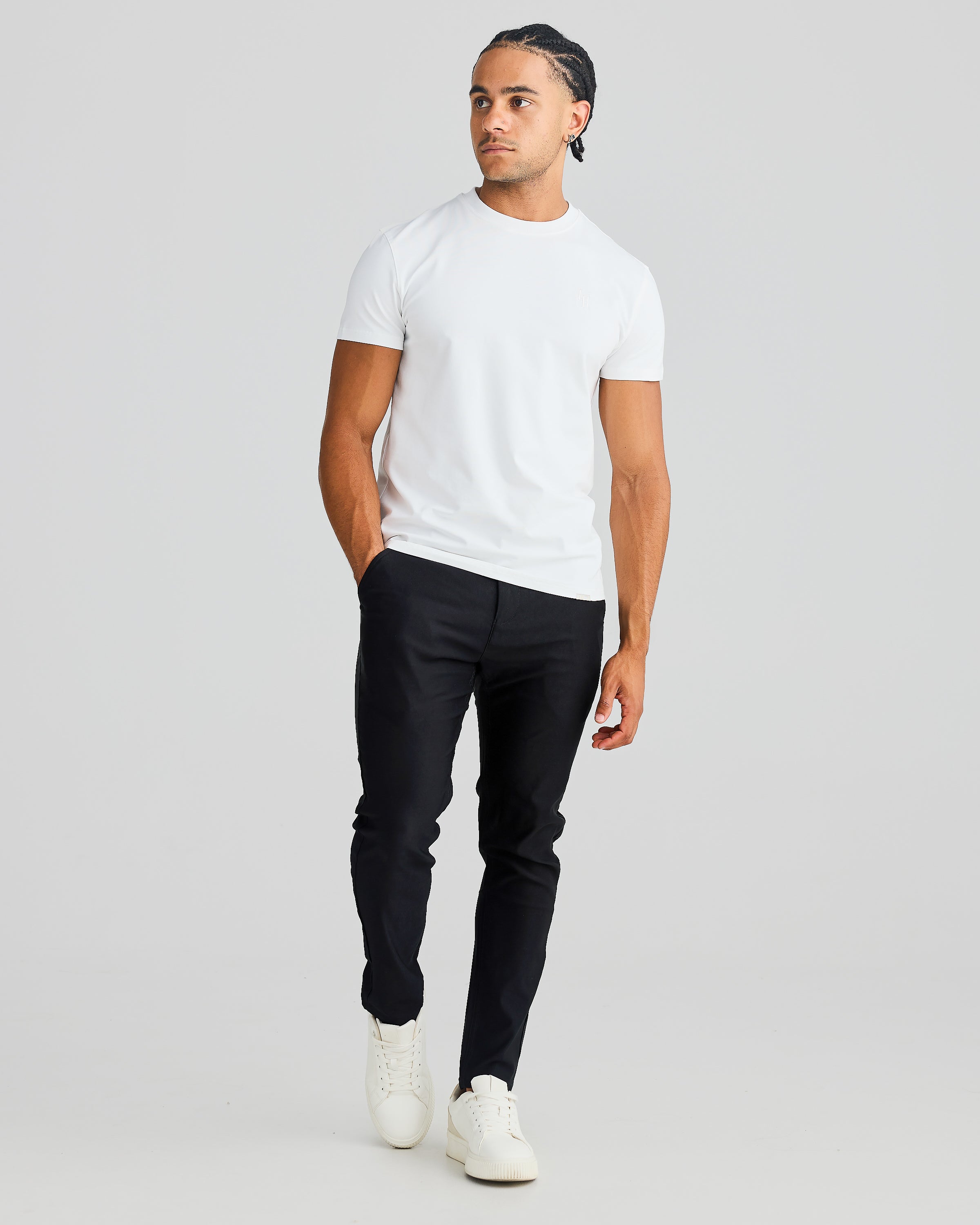 Chinos noirs à coupe slim