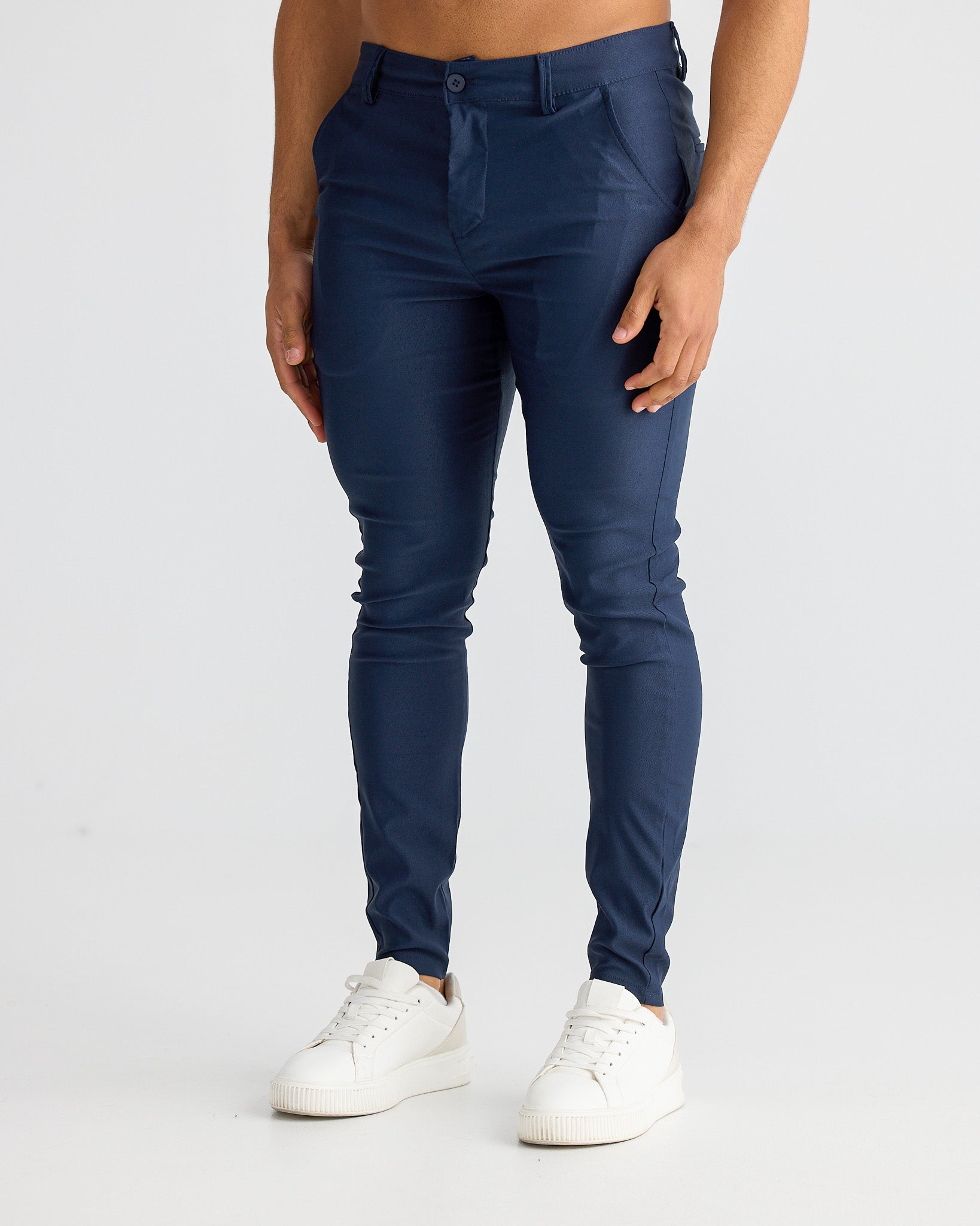 Pantalon chino bleu marine à coupe slim