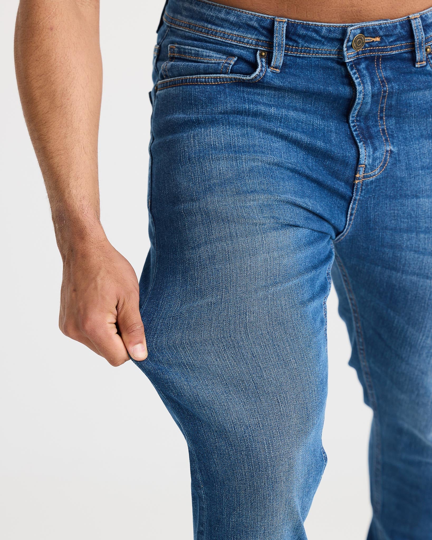 Jean slim bleu foncé – Denim élégant et moderne pour un usage quotidien