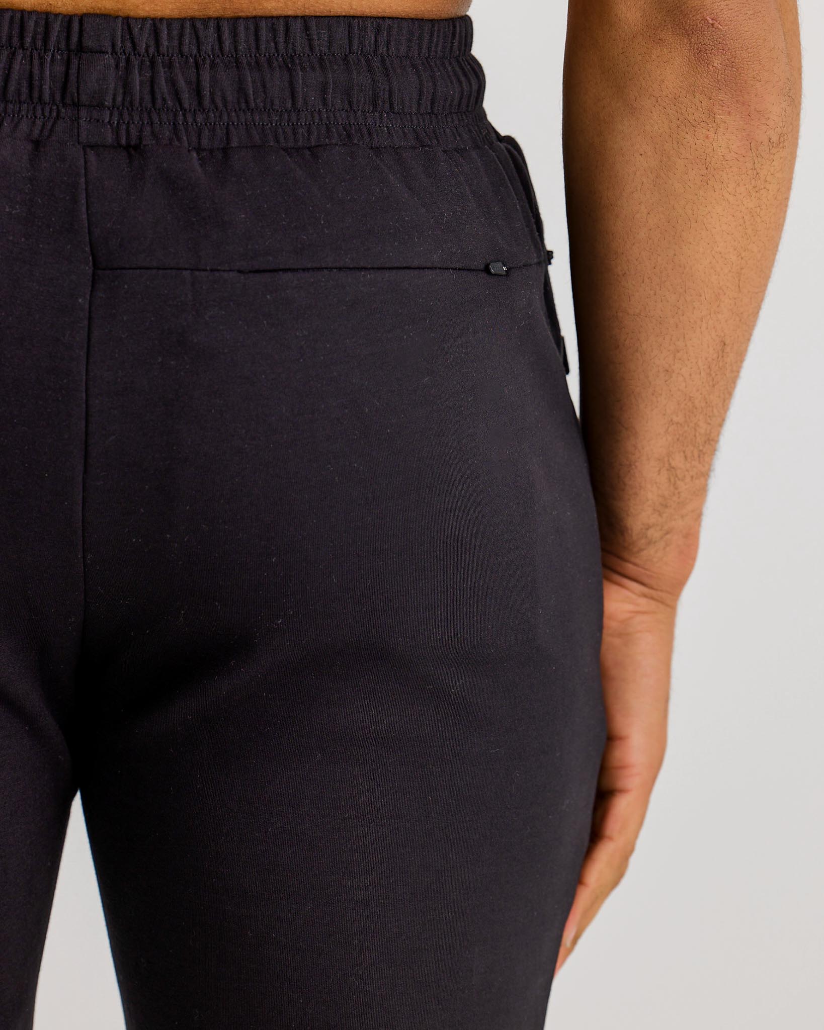 Noir Pantalons de jogging tech - Joggers axés sur la performance